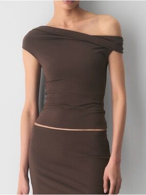 Aritzia Contour Ravish Top Brown